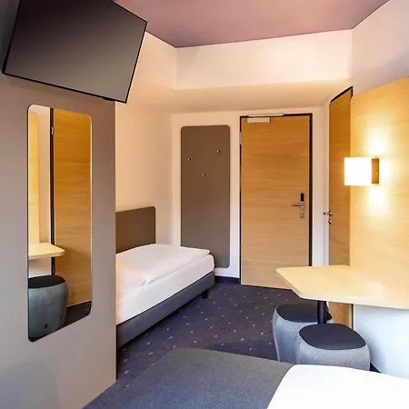 Frankfurt-west 3*