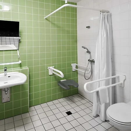 Frankfurt-west 3*