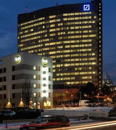 Frankfurt-west Hotel 3*