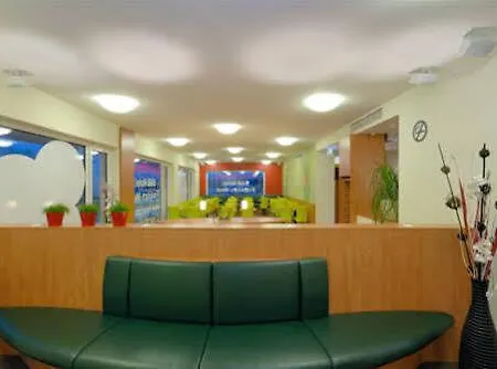 Hotel Frankfurt-west 3*