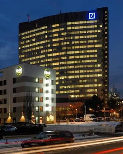 Frankfurt-west Hotel 3*